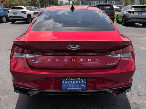 Used 2021 Hyundai Elantra Limited w/ Cargo Package FWD image 5