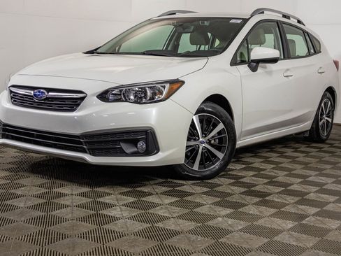 Used 2023 Subaru Impreza 2.0i Premium AWD/4WD image 2