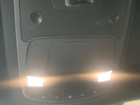 Used 2016 Ford F150 Lariat image 17