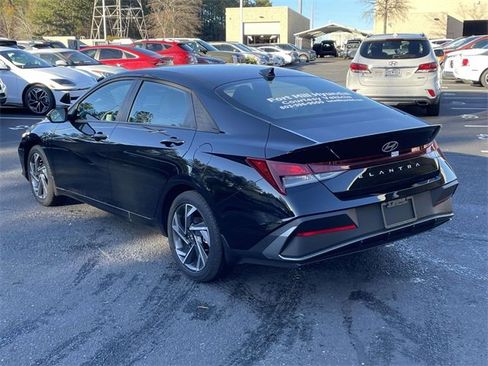 Certified 2025 Hyundai Elantra Sport image 4