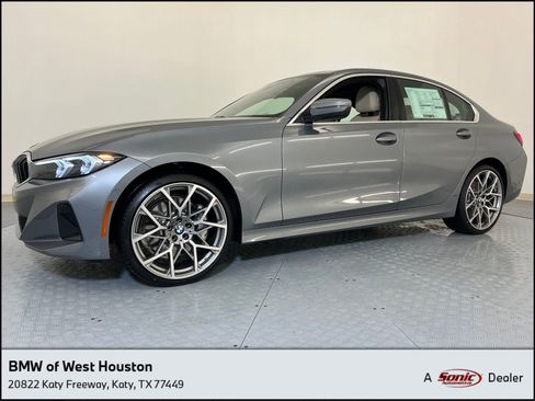 Used 2025 BMW 330i xDrive Sedan AWD/4WD image 1