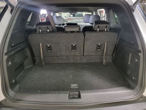 Certified 2025 Buick Enclave Preferred image 13