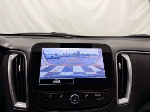 Used 2024 Chevrolet Malibu LT image 32