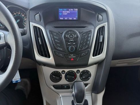 Used 2012 Ford Focus SE image 17