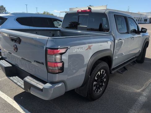 Used 2024 Nissan Frontier Pro-X RWD image 3