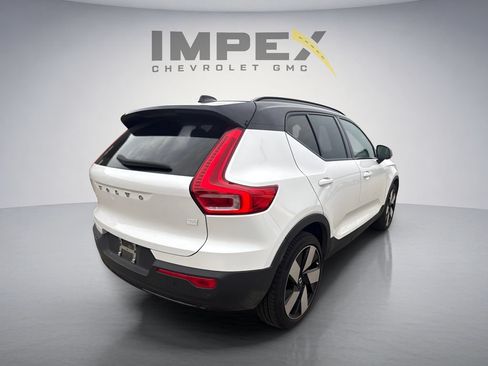 Used 2023 Volvo XC40 Recharge Ultimate AWD/4WD image 5