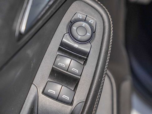 Used 2020 Buick Encore GX Preferred w/ Sport Touring Package FWD image 21
