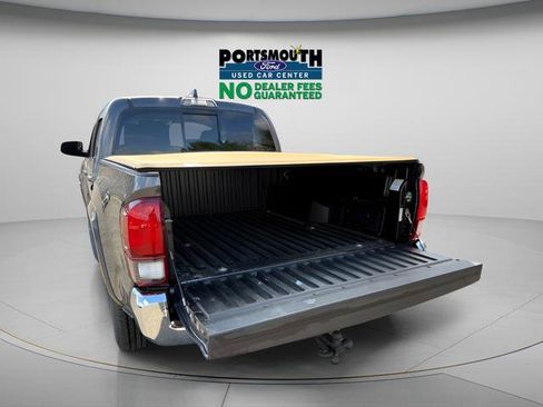 Used 2023 Toyota Tacoma SR5 AWD/4WD image 20