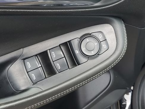 Certified 2024 Buick Encore GX Preferred FWD image 15