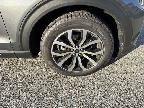 New 2025 Ford Explorer ST-Line w/ Premium Package image 16