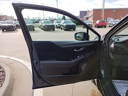 Certified 2025 Subaru Outback Premium w/ Popular Package #1A image 19