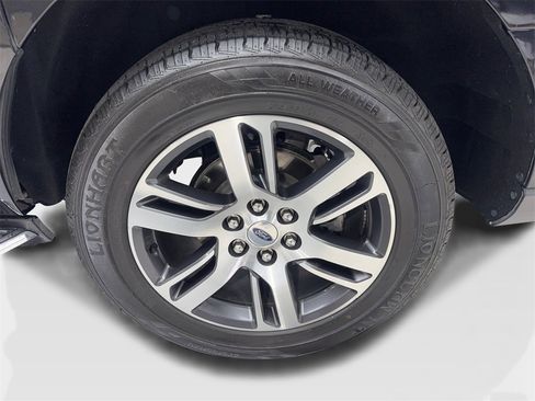 Used 2022 Ford Expedition Max Limited image 94
