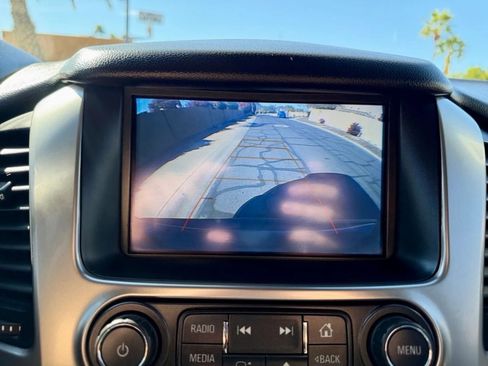 Used 2018 Chevrolet Tahoe Premier w/ RST Edition image 13