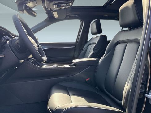 New 2025 Jeep Wagoneer S Limited image 3