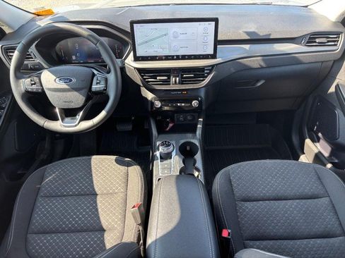 Used 2024 Ford Escape Active w/ Tech Pack #1 AWD/4WD image 15
