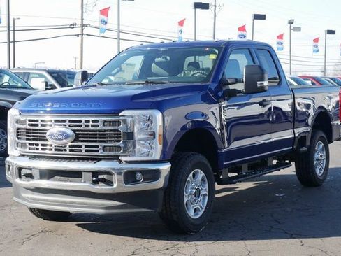 New 2026 Ford F250 XLT w/ FX4 Off-Road Package image 6