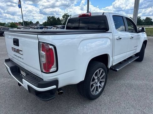 Used 2022 GMC Canyon Denali RWD image 8