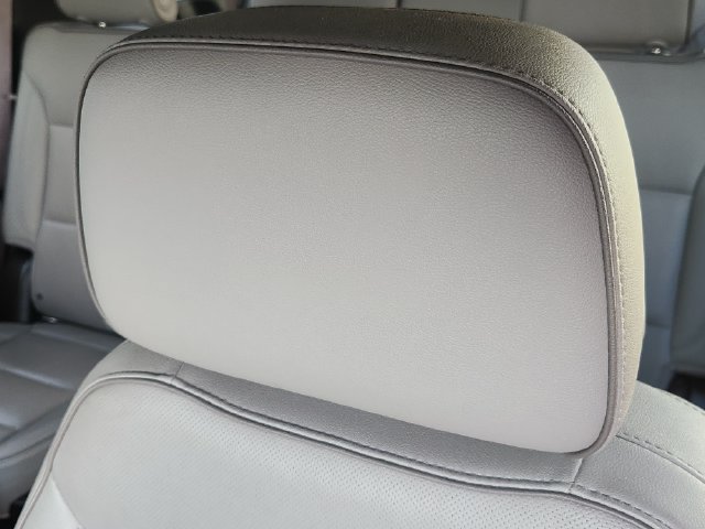 Used 2021 GMC Yukon SLT w/ SLT Luxury Package RWD image 24
