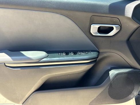 Used 2025 Kia K4 LXS image 25