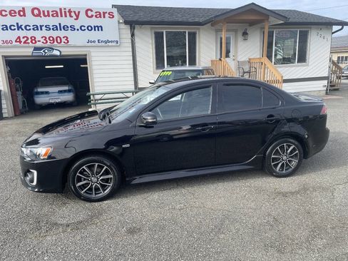 Used 2017 Mitsubishi Lancer ES image 1