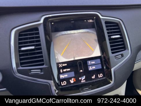 Used 2020 Volvo XC90 T6 Momentum image 18