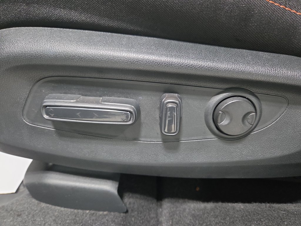 Used 2025 Honda CR-V Sport image 30