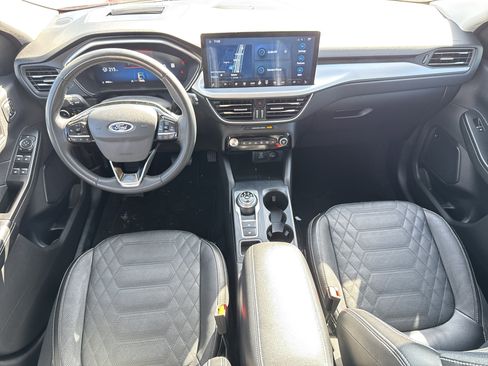 Used 2023 Ford Escape Platinum w/ Premium Technology Package image 13