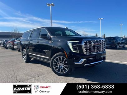 New 2026 GMC Yukon XL Denali w/ Sun & Power Step Package