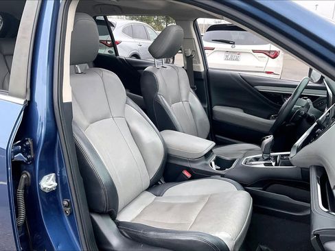 Used 2022 Subaru Outback Limited image 10