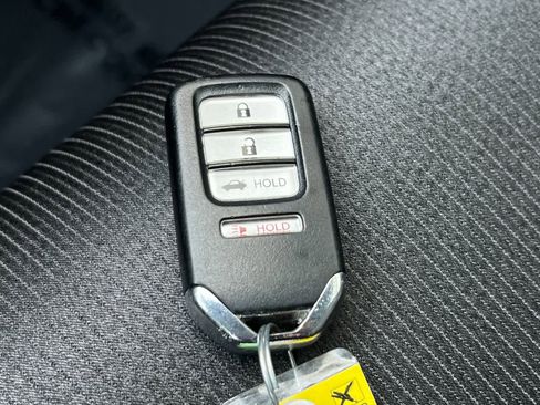 Used 2018 Honda Accord Sport image 26