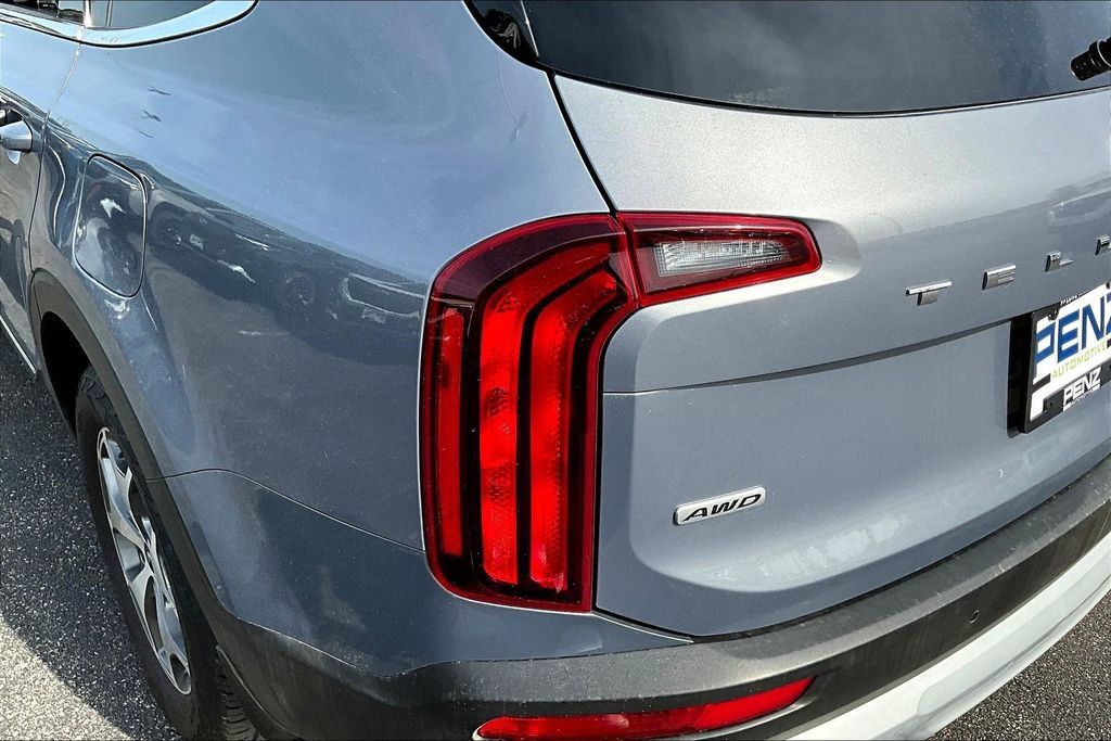 Used 2021 Kia Telluride EX AWD/4WD image 19