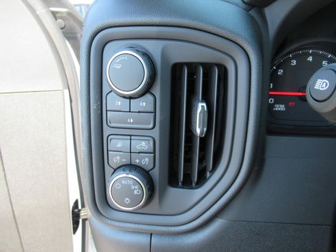 New 2026 Chevrolet Silverado 2500 W/T w/ WT/CX Safety Package AWD/4WD image 17