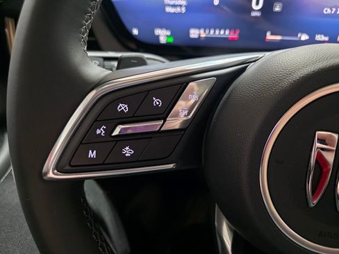 Used 2026 Buick Envision Avenir image 27