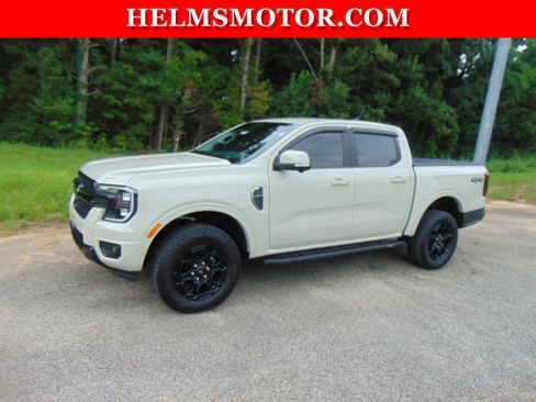 Used 2025 Ford Ranger Lariat w/ Black Appearance Package AWD/4WD image 4