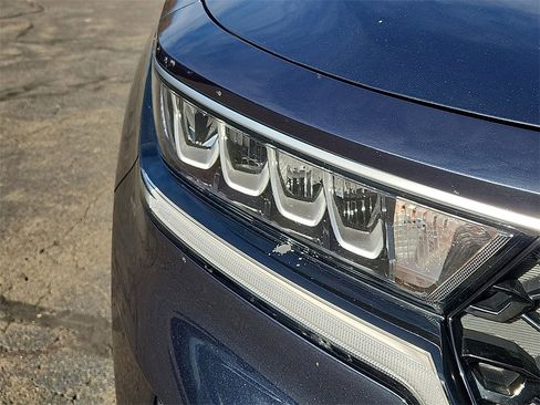 Used 2023 Kia Sorento EX image 9