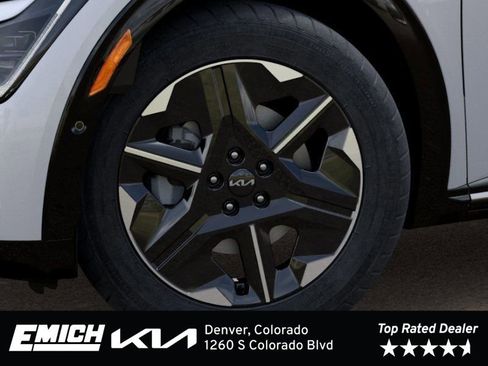 New 2025 Kia EV6 Wind image 12