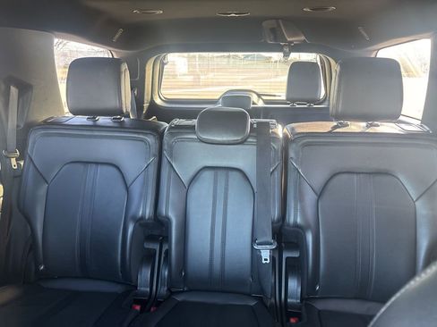Used 2021 Ford Expedition Limited image 34