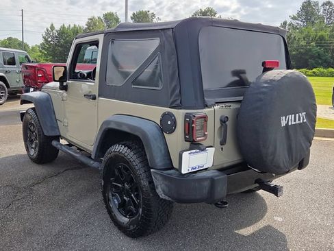 Used 2017 Jeep Wrangler Sport AWD/4WD image 10