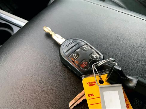 Used 2015 Ford F250 Platinum w/ FX4 Off-Road Package image 14