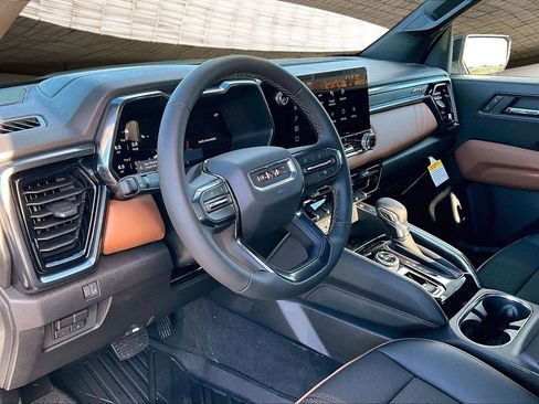 New 2026 GMC Canyon AT4 image 9