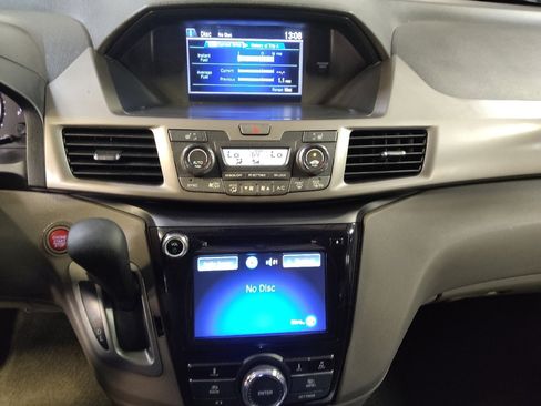 Used 2016 Honda Odyssey EX-L image 25