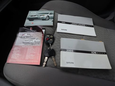 Used 2005 Saturn ION Level 2 w/ Power Pkg FWD image 39
