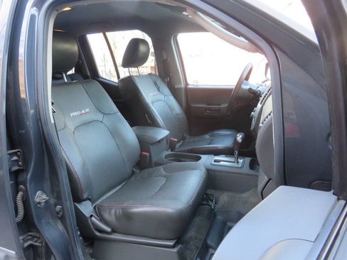 Used 2012 Nissan Xterra PRO-4X w/ Pro-4x Leather Pkg image 11
