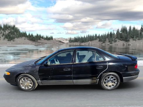 Used 2000 Buick Regal GS w/ Luxury Pkg image 6