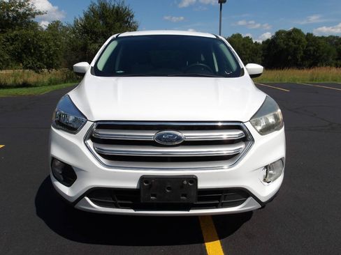 Used 2017 Ford Escape SE AWD/4WD image 3