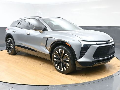 Used 2024 Chevrolet Blazer EV RS AWD/4WD image 3
