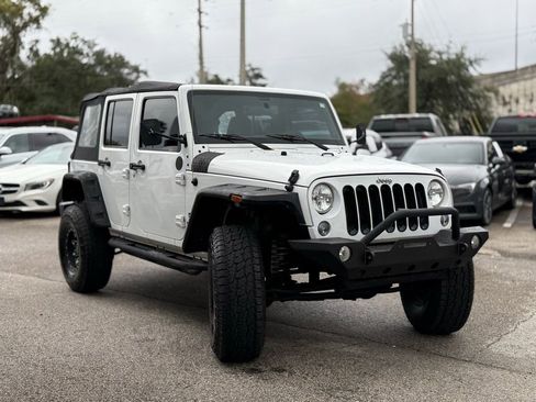 Used 2016 Jeep Wrangler Unlimited Sport w/ Connectivity Group image 10