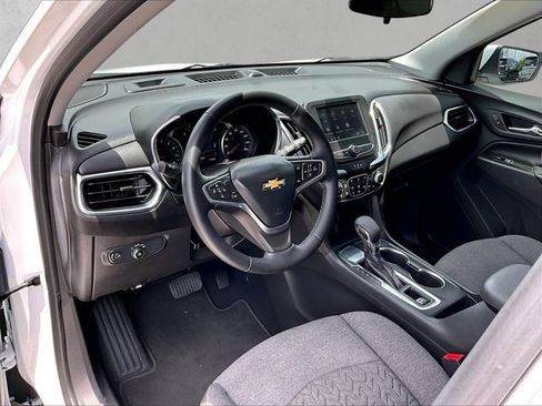 Used 2023 Chevrolet Equinox LT FWD image 14