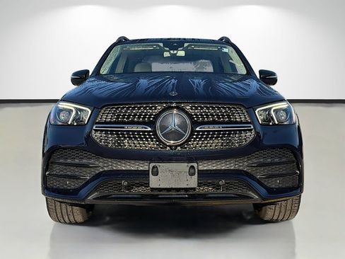 Used 2020 Mercedes-Benz GLE 350 4MATIC w/ AMG Line Exterior image 8