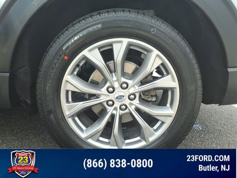 Certified 2023 Ford Explorer XLT w/ Equipment Group 202A AWD/4WD image 10